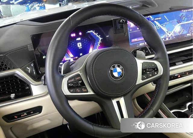 BMW X7 (G07) 2024 Белый из Кореи, фото 3