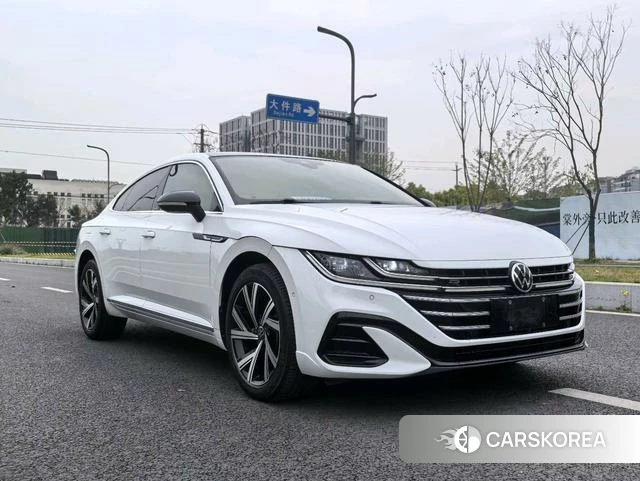 Volkswagen CC 2021 Белый из Китая, фото 3