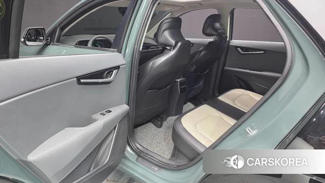 Kia Di Ol Nu Niro 2022 Темно-зеленый из Кореи, фото 3