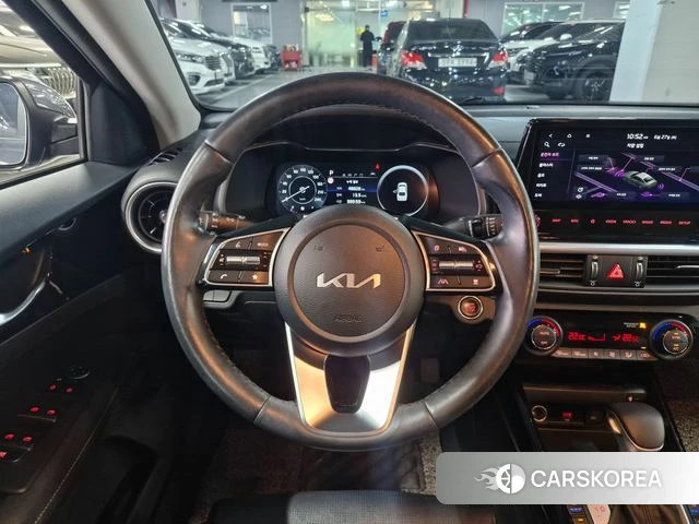 Kia The New K3 2nd generation 2022 Серый из Кореи, фото 3