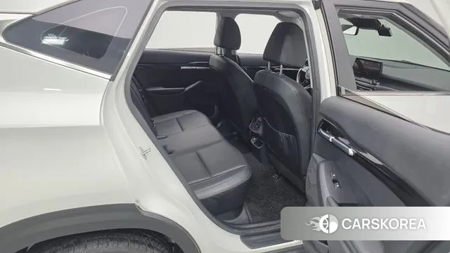 Kia Seltos 2022 Белый из Кореи, фото 3