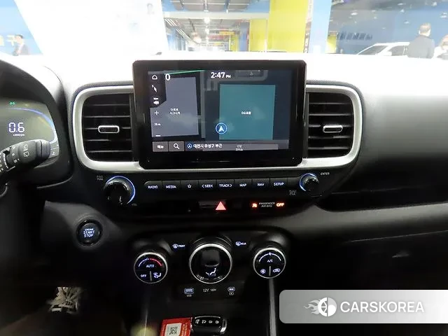 Hyundai Venue 2023 Белый из Кореи, фото 3