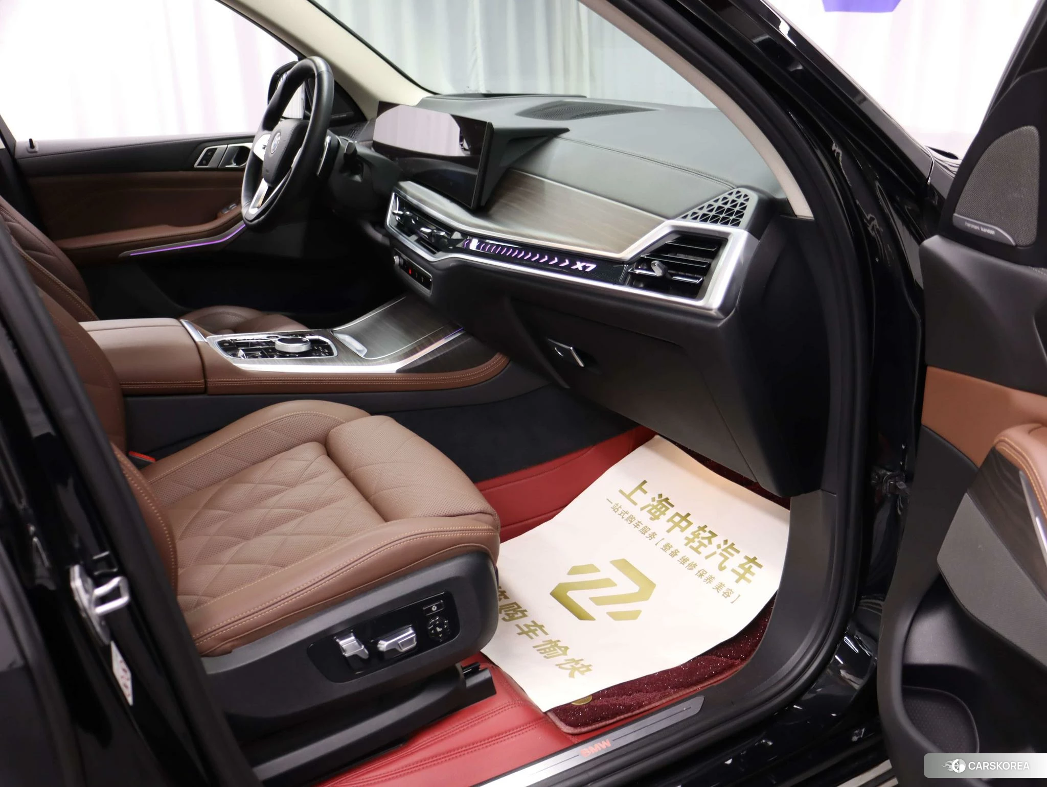 BMW X7 2022 Черный из Китая, фото 3