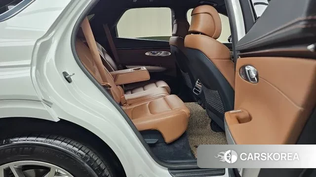 Genesis GV70 2023 Белый из Кореи, фото 3