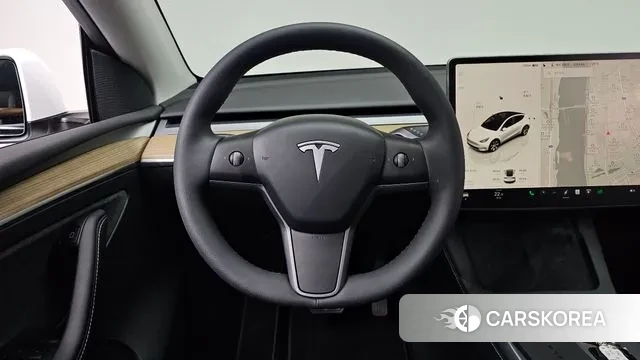Tesla Model Y 2023 Белый из Кореи, фото 3