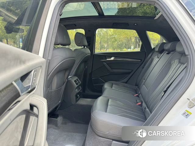 Audi Q5L 2021 Белый из Китая, фото 3