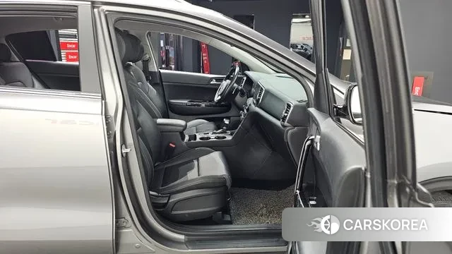 Kia Sportage 4th Generation 2018 Серый из Кореи, фото 3