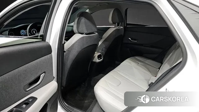 Hyundai Avante (CN7) 2022 Белый из Кореи, фото 3