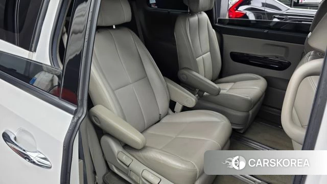 Kia The New Carnival 2019 Белый из Кореи, фото 3