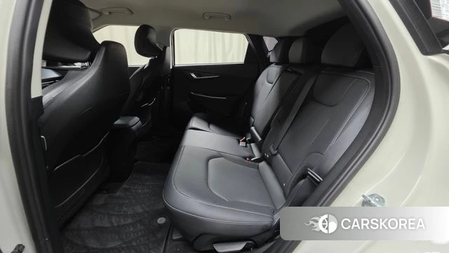 Kia EV6 2023 Жемчужный цвет из Кореи, фото 3