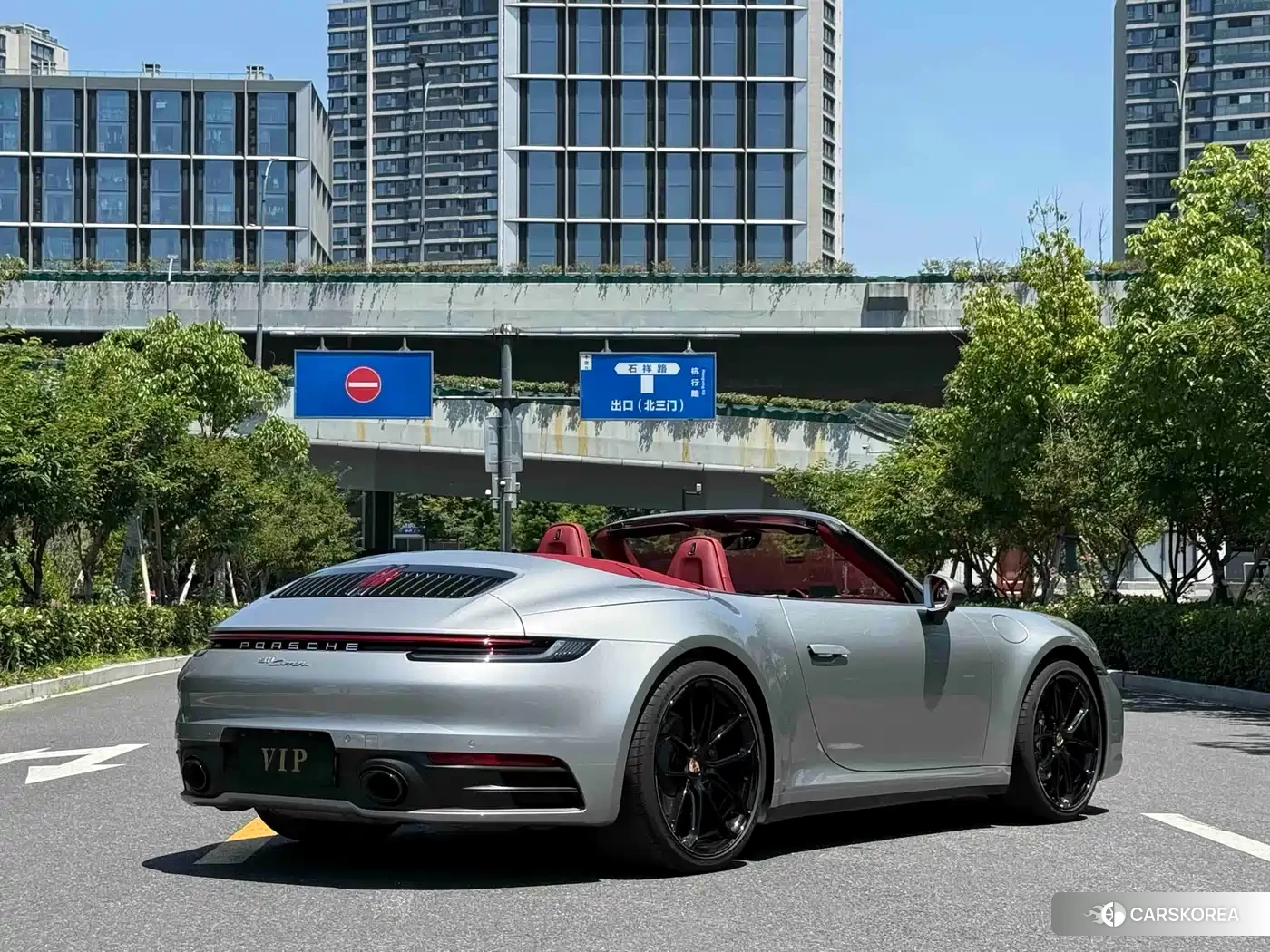Porsche 911 2023 Silver/gray из Китая, фото 3