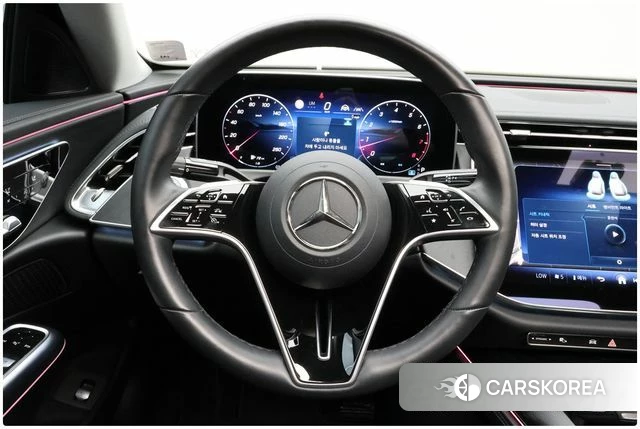 Mercedes-Benz E-Class W214 2024 Черный из Кореи, фото 3