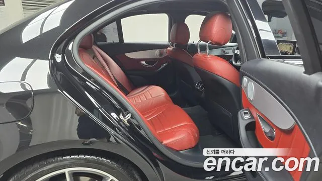 Mercedes-Benz C-Class W205 2018 Черный из Кореи, фото 3