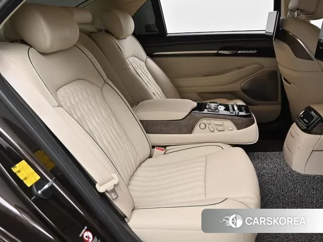 Genesis G90 2019 Черный из Кореи, фото 3