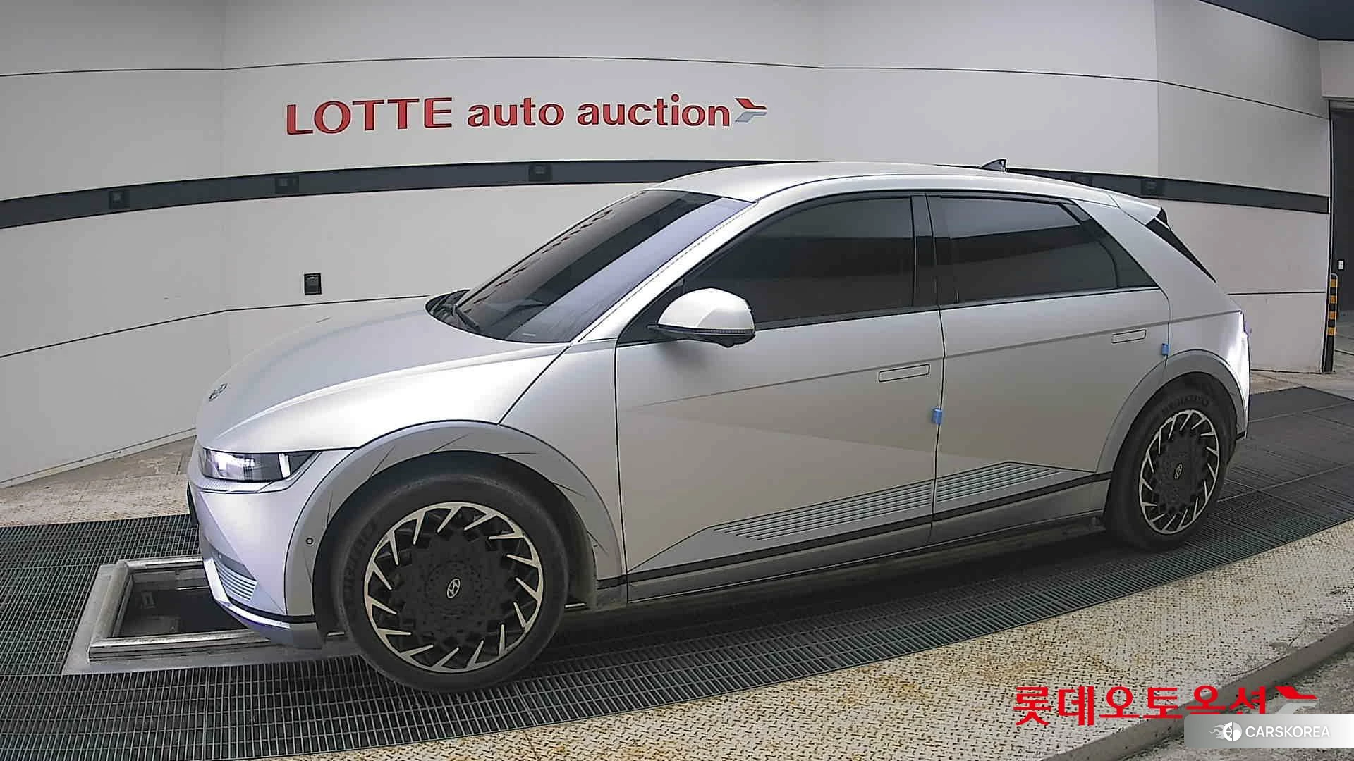 Hyundai IONIQ 5 2022 Gravity Gold Mat из Кореи, фото 3