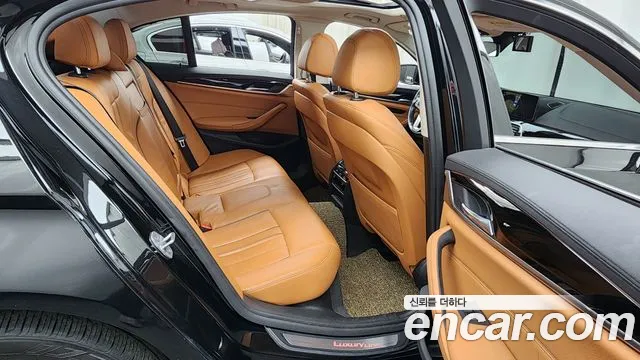 BMW 5 Series (G30) id 2393123 из Кореи 3