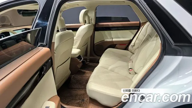 Hyundai Grandeur Hybrid (GN7) 2023 Белый из Кореи, фото 3