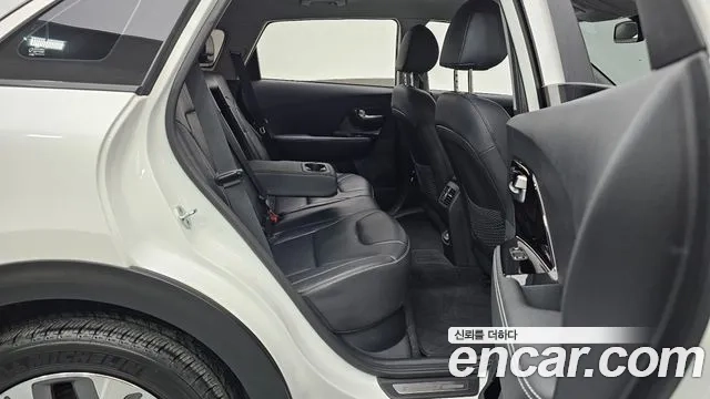 Kia Niro EV 2021 Белый из Кореи, фото 3