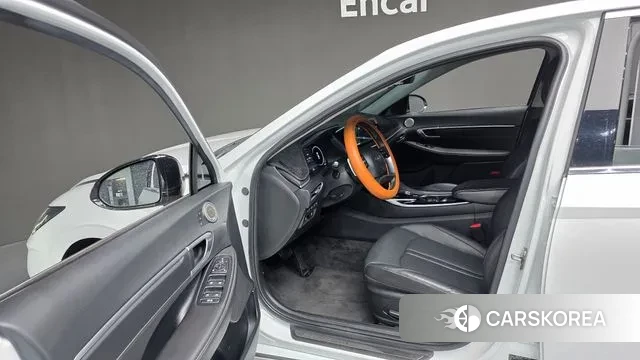 Hyundai Sonata (DN8) 2023 Белый из Кореи, фото 3