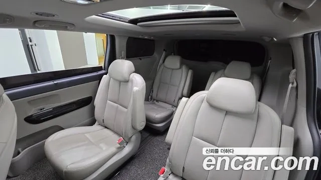 Kia The New Carnival 2018 Серый из Кореи, фото 3