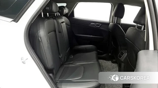 Kia Sportage 5th Generation 2023 Белый из Кореи, фото 3