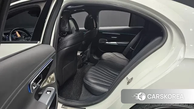 Mercedes-Benz E-Class W214 2024 Белый из Кореи, фото 3