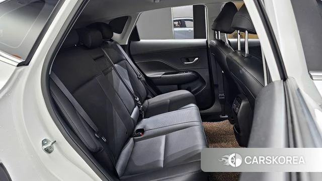 Hyundai Kona (SX2) 2023 Белый из Кореи, фото 3