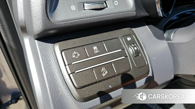 Ssangyong Tivoli Armor 2018 Серый из Кореи, фото 3