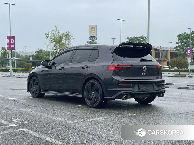 Volkswagen Golf GTI 2021 Черный из Китая, фото 3