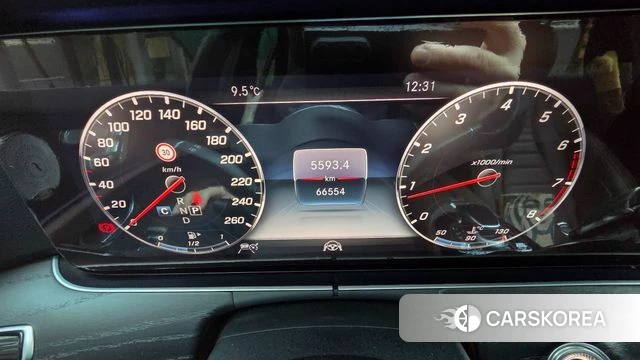 Mercedes-Benz E-Class W213 2018 Белый из Кореи, фото 3