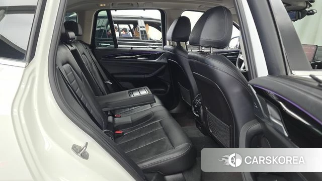 BMW X3 (G01) 2022 Белый из Кореи, фото 3