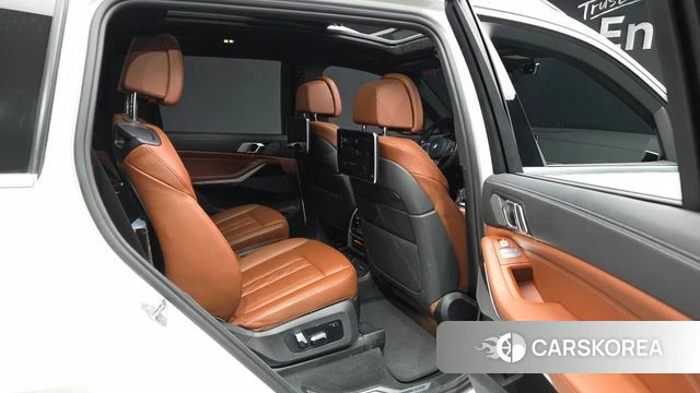 BMW X7 (G07) 2021 Белый из Кореи, фото 3