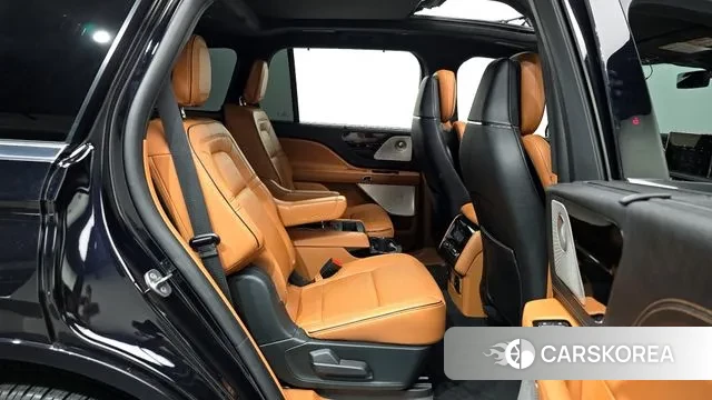 Lincoln Aviator 2nd generation 2021 Черный из Кореи, фото 3