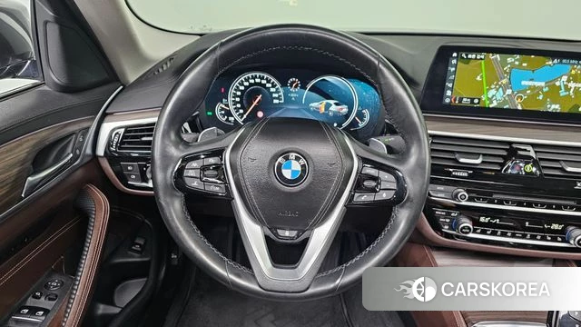 BMW 5 Series (G30) 2018 Серый из Кореи, фото 3