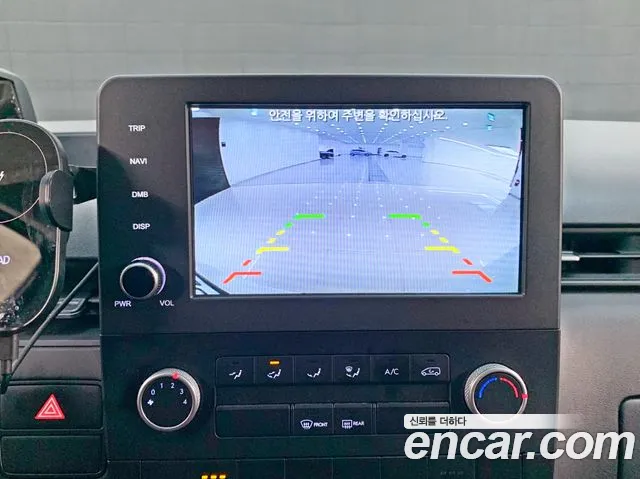 Hyundai Staria 2023 Белый из Кореи, фото 3