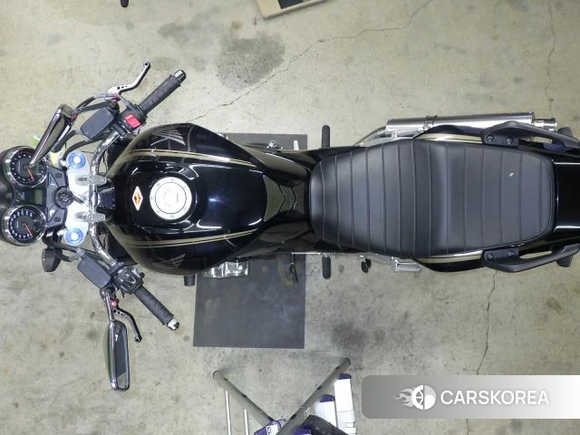 Проданный Honda CB1300SF id 3949747 из Японии, фото 2