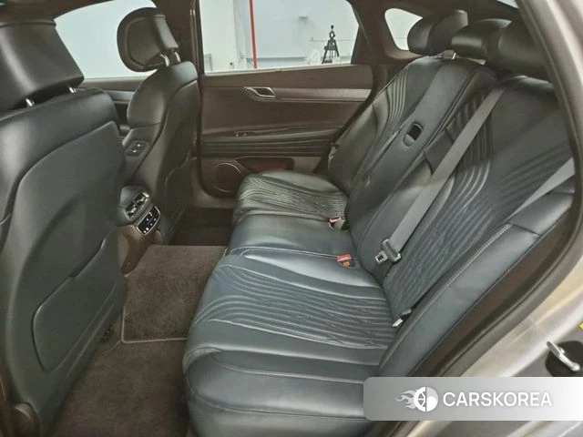 Genesis G80 (RG3) 2023 Серебряный из Кореи, фото 3