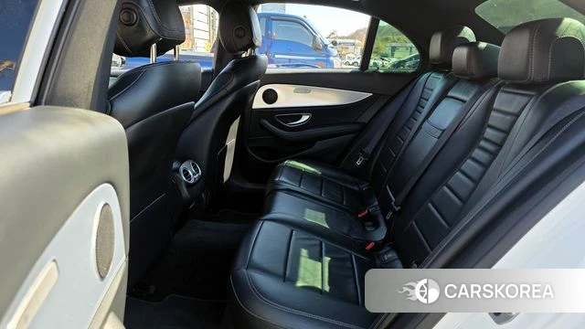 Mercedes-Benz E-Class W213 2020 Белый из Кореи, фото 3