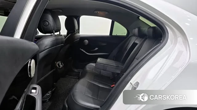 Mercedes-Benz C-Class W205 2019 Белый из Кореи, фото 3