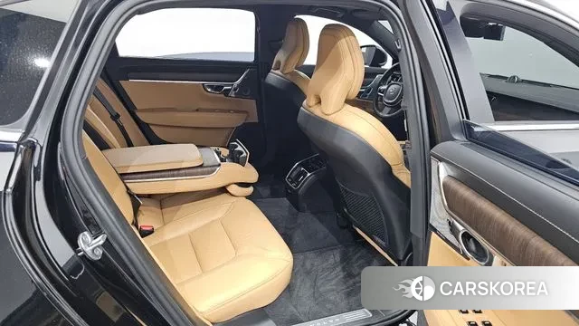 Volvo S90 2022 Черный из Кореи, фото 3