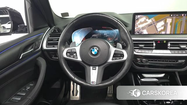 BMW X3 (G01) 2022 Светло-серебряный цвет из Кореи, фото 3