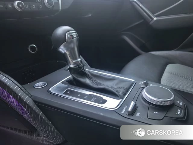 Audi Q2L 2021 Черный из Китая, фото 3