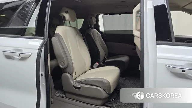 Kia Carnival 4th generation 2022 Белый из Кореи, фото 3