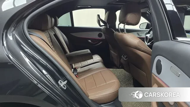 Mercedes-Benz E-Class W213 2020 Серый из Кореи, фото 3