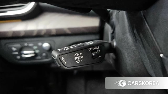 Audi Q5 (FY) 2023 Белый из Кореи, фото 3