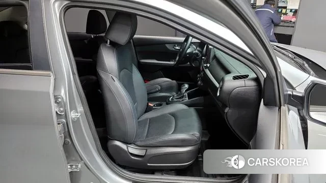 Kia Come New K3 2019 Серебряный из Кореи, фото 3