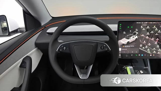 Tesla Model Y 2025 Белый из Кореи, фото 3