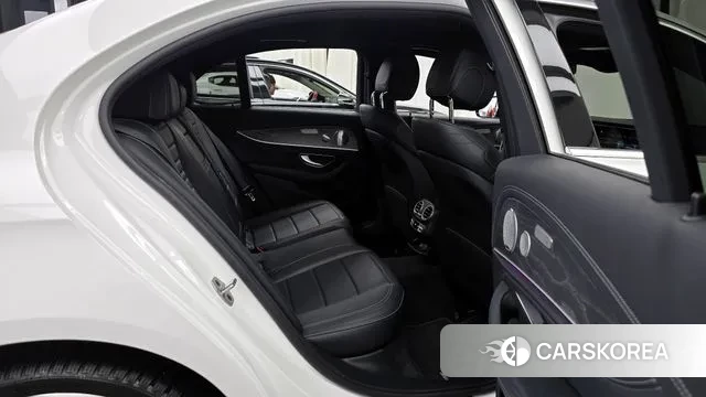 Mercedes-Benz E-Class W213 2020 Белый из Кореи, фото 3