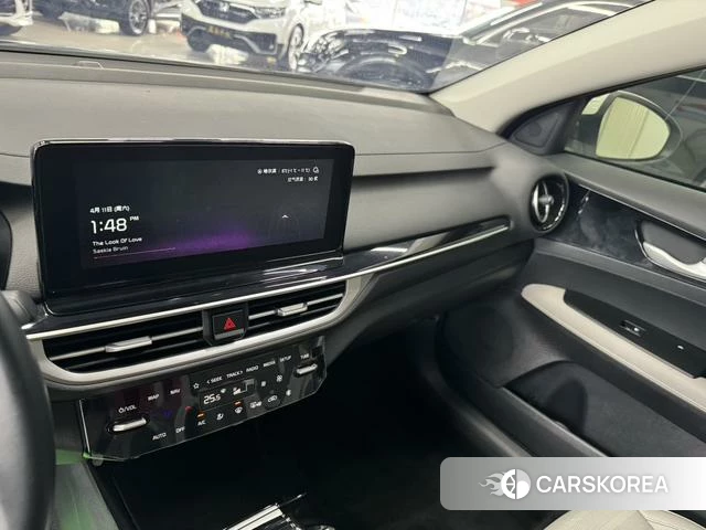 Kia K3 2022 Белый из Китая, фото 3