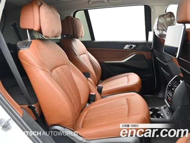 BMW X7 (G07) id 2679132 из Кореи 3